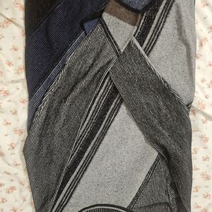 NIC+ZOE Black and Gray Knit Top